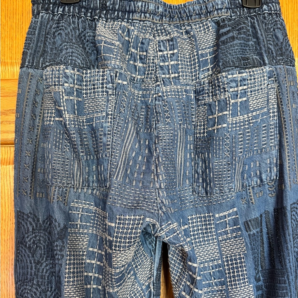 Johnny Was Biya Blue 100% Lyocell Embroidered Jogger Pants Women’s XS - Picture 4 of 6